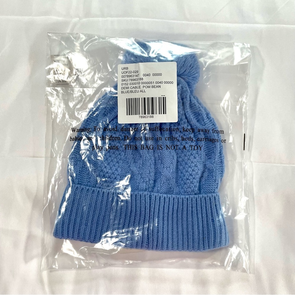 Demi Cable Knit Pom Beanie 🤍 - Picture 2 of 5